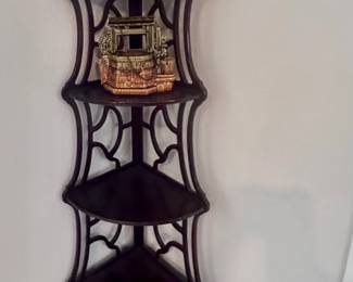 23Aug 20 2025 10 02pmYAqb