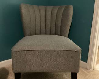 Accent chair
