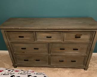 Reclaimed pine dresser