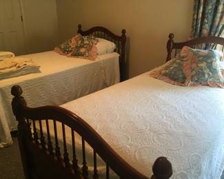 Twin bed set with all bedding.