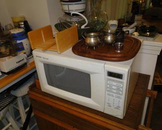 Kitchen items microwave
