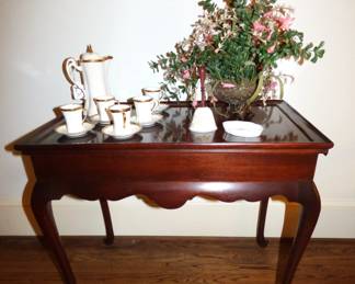 Queen Anne Style Tea Table