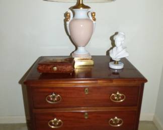 Henredon Pair of Night Stands
