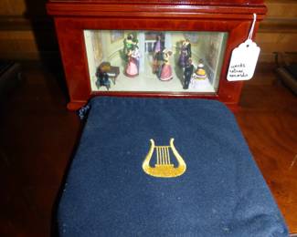 Mr Christmas Music Disc Player with Extra Discs (See Next 3 Pics)