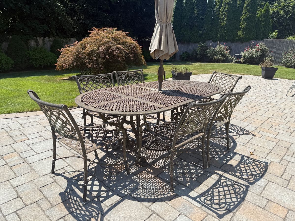 PATIO FURNITURE