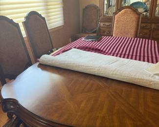 DINING SET
