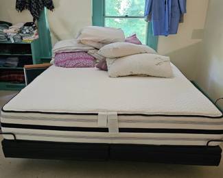 King size adjustable bed 