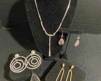 Vintage Rhinestone Costume Jewelry Necklace Earrings With Chandelier Tear Drop Prism