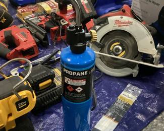 Milwaukee M18 Brushless Circular Saw