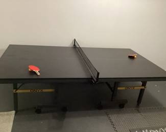 Stiga Onyx Ping Pong Table