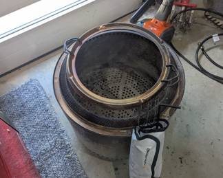 Garage Solo Stove top