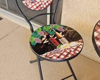 Extra picture of bistro table