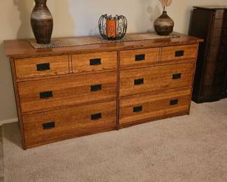 Extra dresser picture 