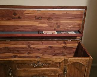 Extra picture of chest
