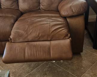 Extra pictures of sofa 