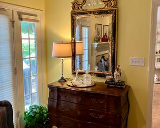 John Widdicomb chest and agonized chinoiserie gilt wood mirror