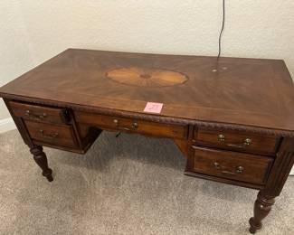 Lot 27 office desk $250