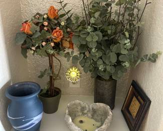 Lot 25.     Flowers, blue vase, heart dish lot.  $15 