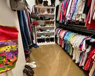 Pants sizes mostly 8-10 (some smaller and larger as well)
Shirts, sweaters and jackets
Sizes medium - XL
Athleta, Columbia, Nike, Talbot’s, Ralph Lauren and much more