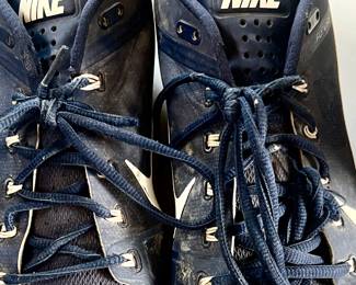 NIKE FOOTBALL CLEATS