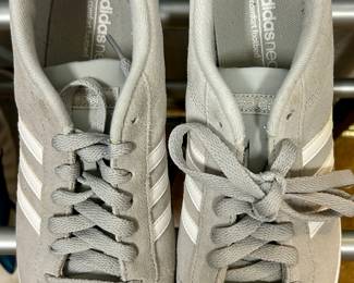 ADDIDAS TENNIS SHOES.