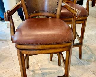 PAIR OF HOOKER BARSTOOLS