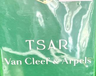 Tsar van fleet & arpels perfume