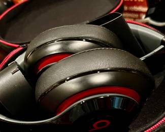 BEATS STUDIO3 WIRELESS HEADPHONES