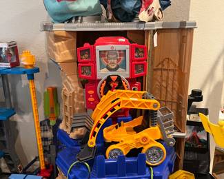 More vehicles for Rescue Rangers.