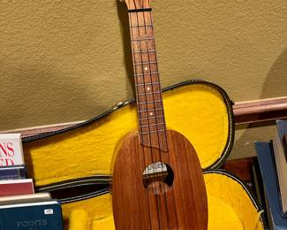 Kamaka Ukelele 