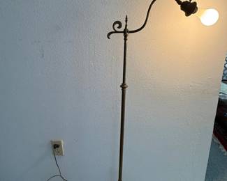 118 BrassAntiqueLamp