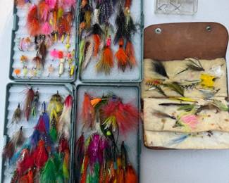 98 LargeFishingFliesVintageLeatherFlyWallet