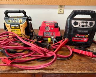23 3JumpStartAirCompressorUSBPowerPacksJumperCables
