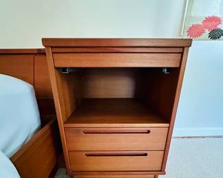 MCM Peter Graves Sorenson for Torring Designs Teak Bed 