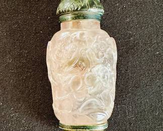 Snuff bottle