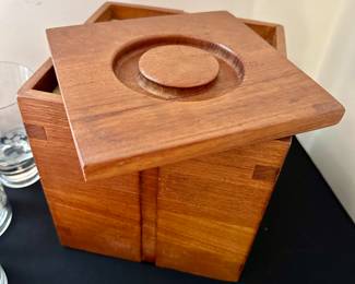 Vintage (mid-century) teak ice bucket with cover