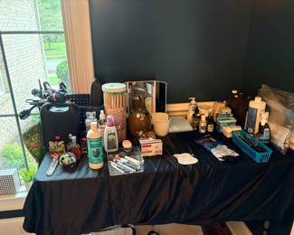 Bathroom items 