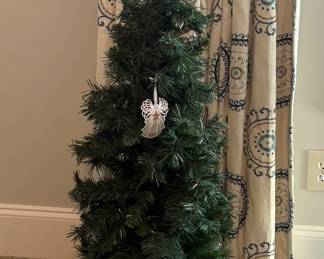 Small lighted tree