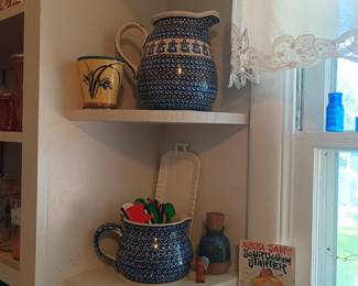 Polish pottery