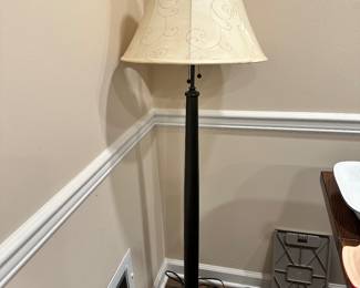 floor lamp