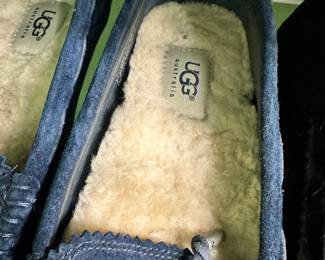 UGG