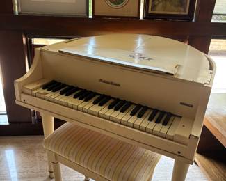 Wurlitzer Butterfly child’s piano 