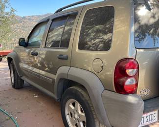 Jeep liberty please read sale description for information