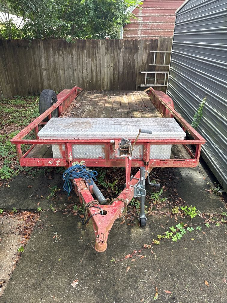 Large trailer 