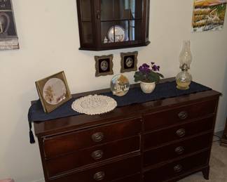 1940s mahogany dresser