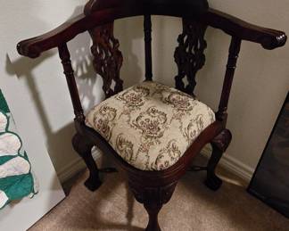 Corner Chair