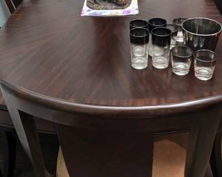 Mahogany Dining Room Tablw with 6 Chairs and a leaf