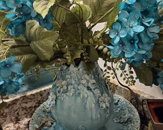 Vase with Charger