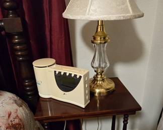 End Table - Crystal Lamp