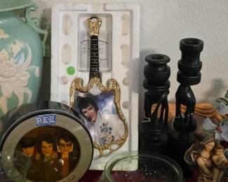 Elvis Presley - Beattles --Cameo Glass